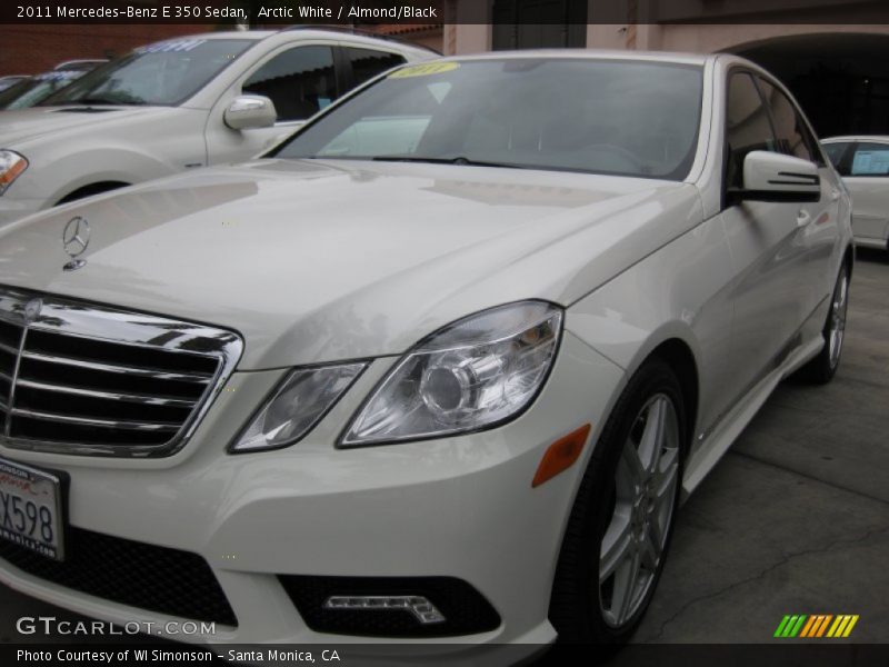 Arctic White / Almond/Black 2011 Mercedes-Benz E 350 Sedan