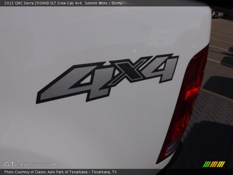 Summit White / Ebony 2013 GMC Sierra 2500HD SLT Crew Cab 4x4
