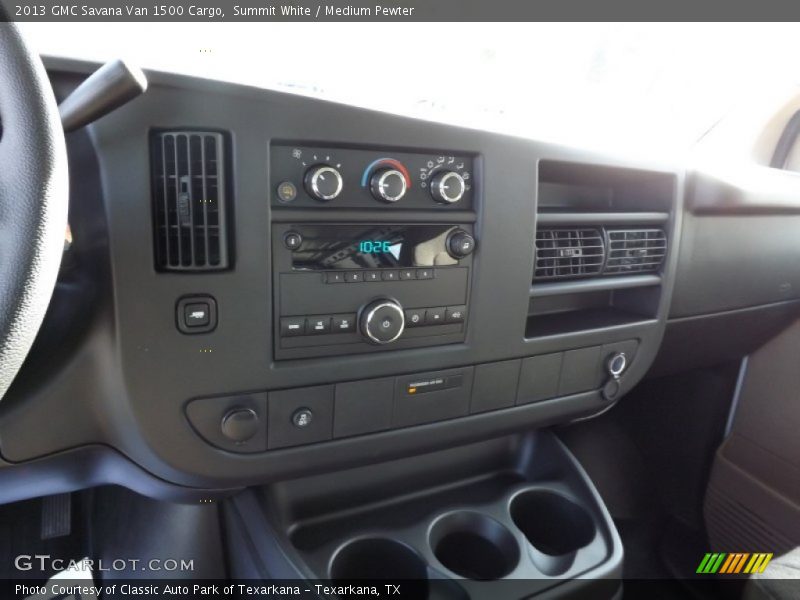 Controls of 2013 Savana Van 1500 Cargo