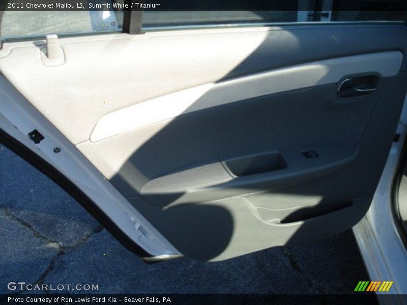 Summit White / Titanium 2011 Chevrolet Malibu LS