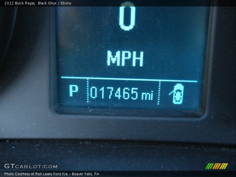 Black Onyx / Ebony 2012 Buick Regal