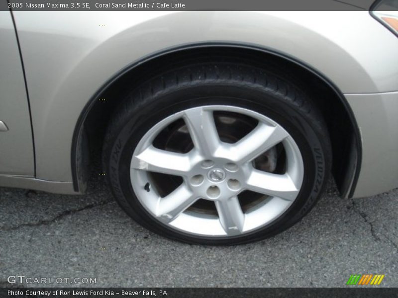 Coral Sand Metallic / Cafe Latte 2005 Nissan Maxima 3.5 SE