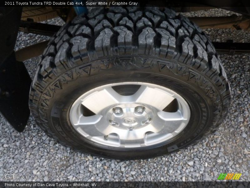 Super White / Graphite Gray 2011 Toyota Tundra TRD Double Cab 4x4