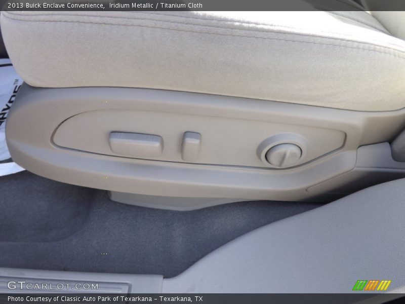 Iridium Metallic / Titanium Cloth 2013 Buick Enclave Convenience