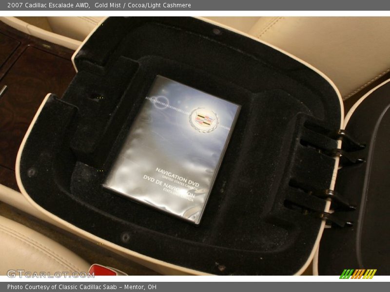 Gold Mist / Cocoa/Light Cashmere 2007 Cadillac Escalade AWD