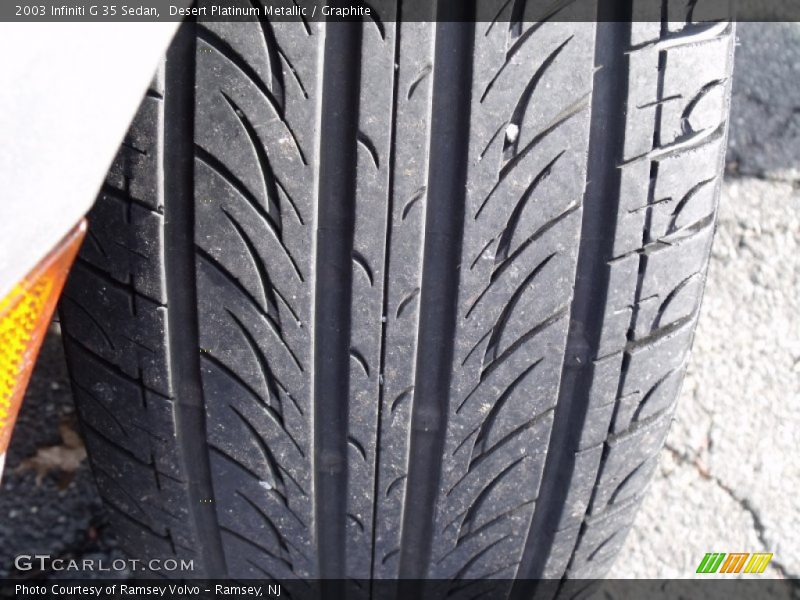Desert Platinum Metallic / Graphite 2003 Infiniti G 35 Sedan