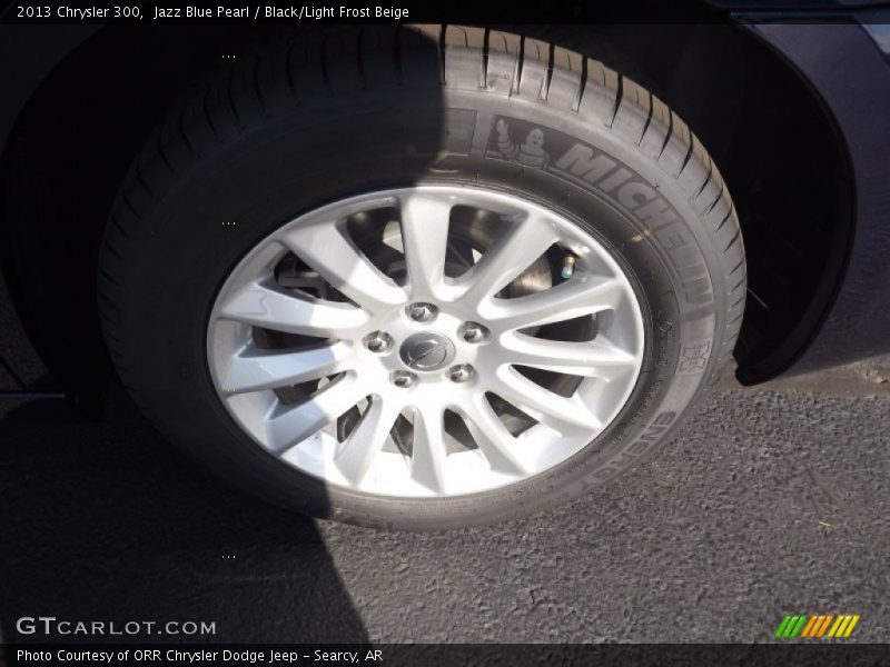 Jazz Blue Pearl / Black/Light Frost Beige 2013 Chrysler 300