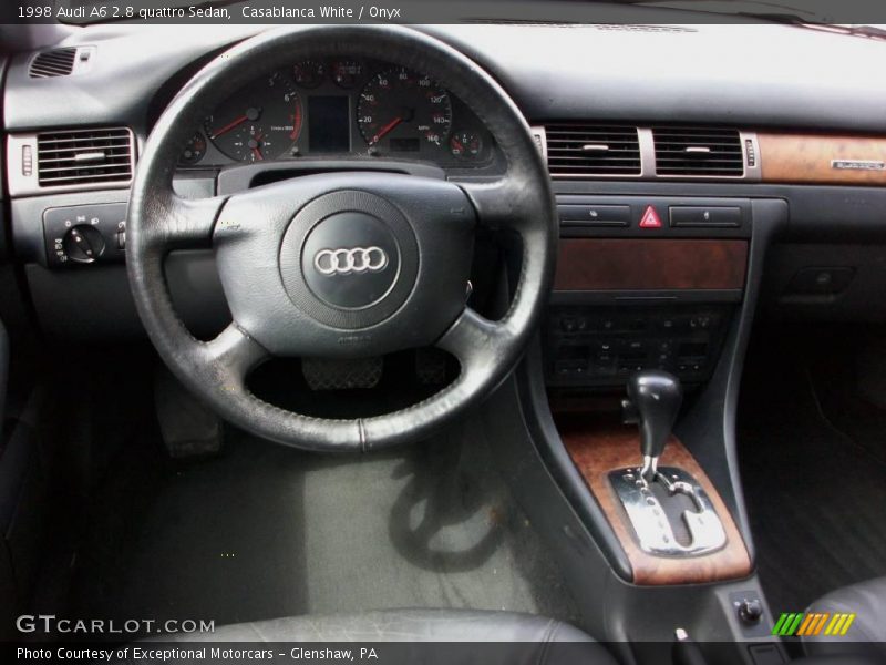 Casablanca White / Onyx 1998 Audi A6 2.8 quattro Sedan