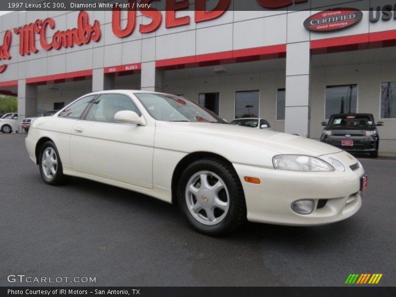 Diamond White Pearl / Ivory 1997 Lexus SC 300