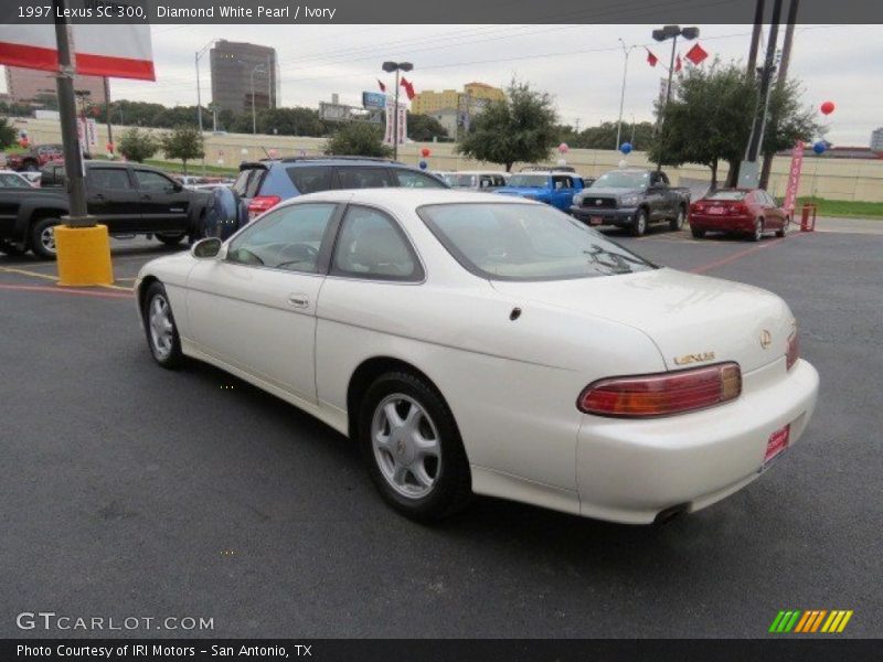 Diamond White Pearl / Ivory 1997 Lexus SC 300