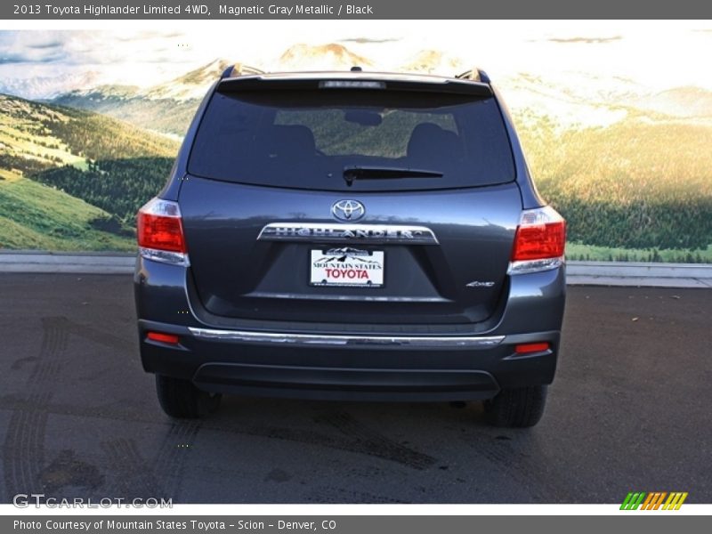 Magnetic Gray Metallic / Black 2013 Toyota Highlander Limited 4WD