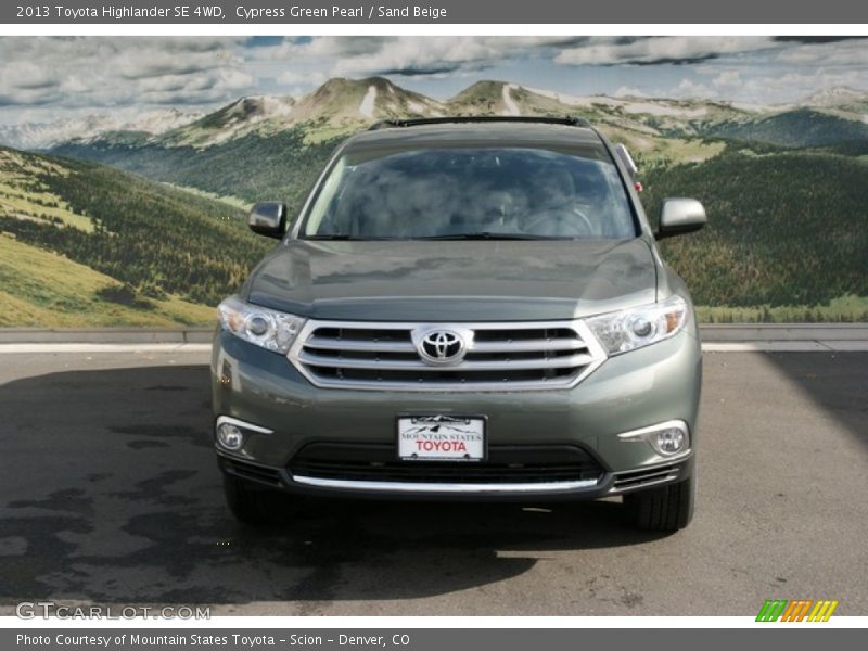Cypress Green Pearl / Sand Beige 2013 Toyota Highlander SE 4WD