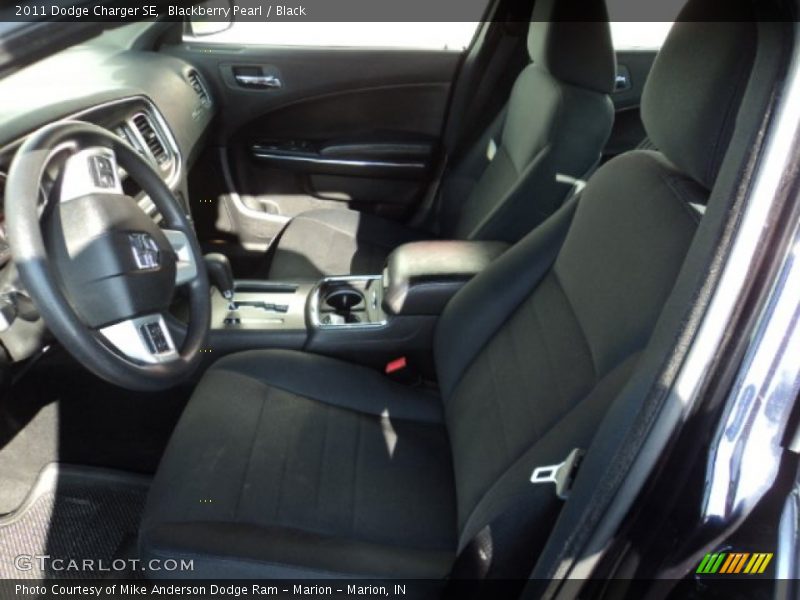Blackberry Pearl / Black 2011 Dodge Charger SE