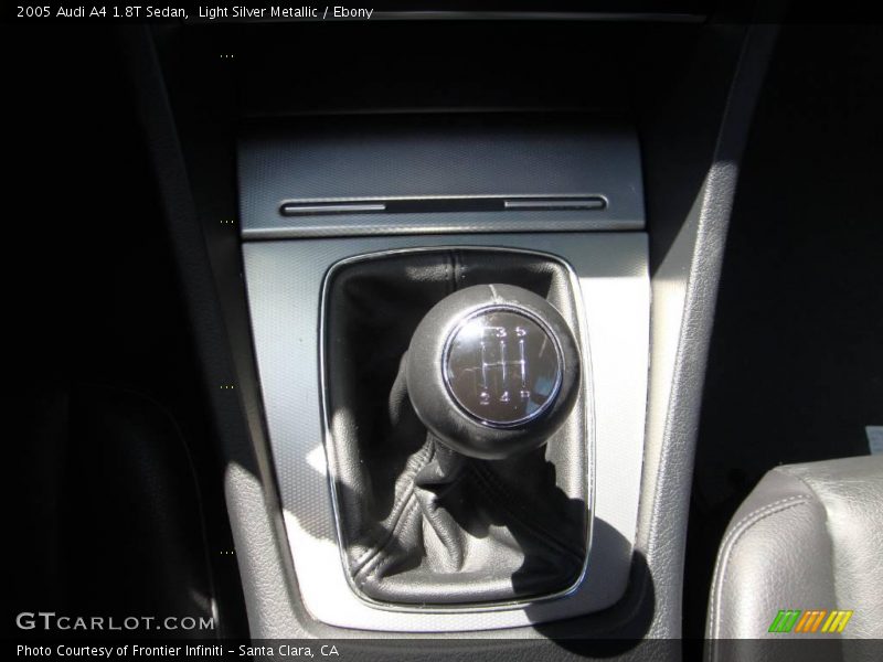 Light Silver Metallic / Ebony 2005 Audi A4 1.8T Sedan
