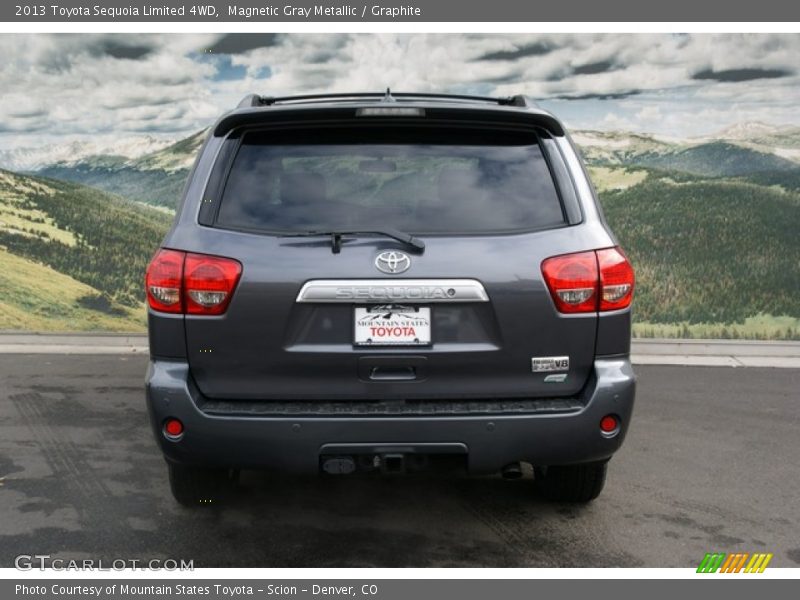 Magnetic Gray Metallic / Graphite 2013 Toyota Sequoia Limited 4WD