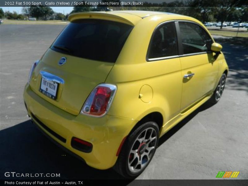 Giallo (Yellow) / Sport Tessuto Nero/Nero (Black/Black) 2012 Fiat 500 Sport