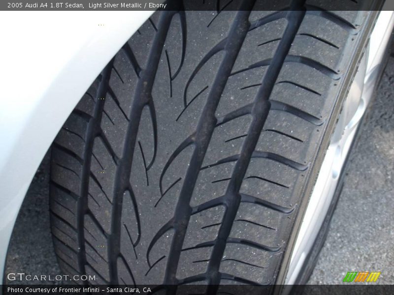 Light Silver Metallic / Ebony 2005 Audi A4 1.8T Sedan