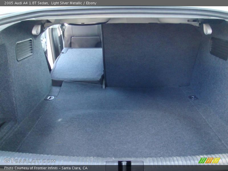 Light Silver Metallic / Ebony 2005 Audi A4 1.8T Sedan