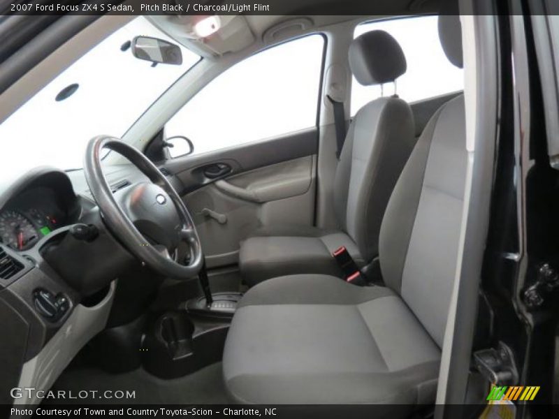 Pitch Black / Charcoal/Light Flint 2007 Ford Focus ZX4 S Sedan
