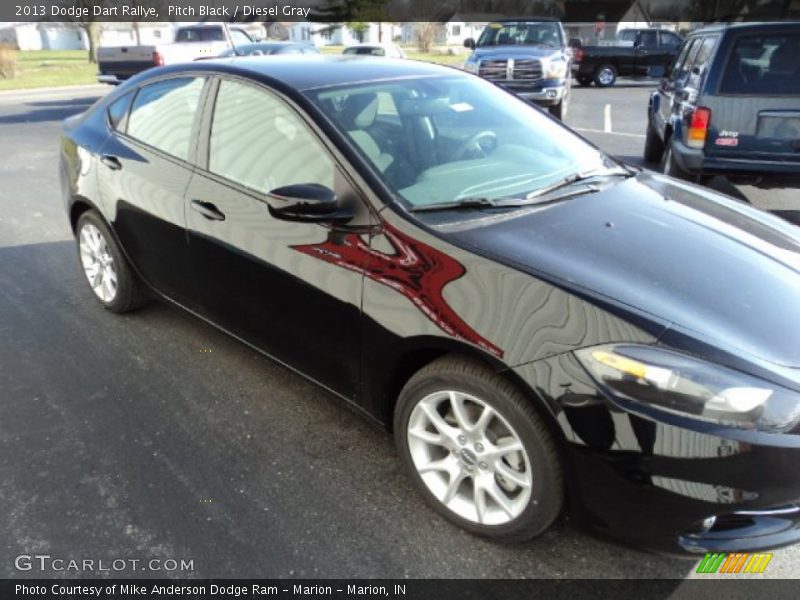 Pitch Black / Diesel Gray 2013 Dodge Dart Rallye
