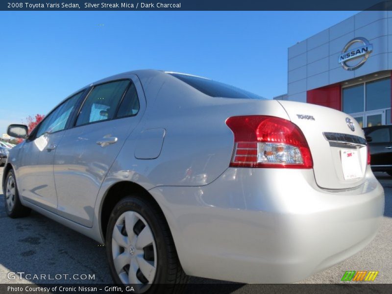 Silver Streak Mica / Dark Charcoal 2008 Toyota Yaris Sedan