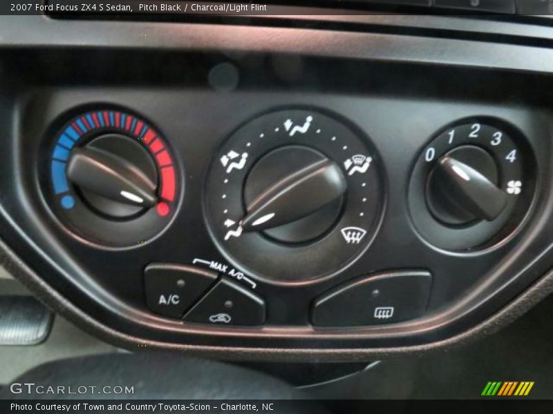 Pitch Black / Charcoal/Light Flint 2007 Ford Focus ZX4 S Sedan