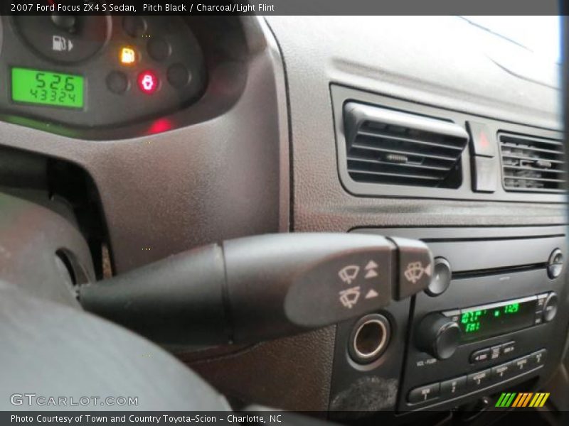 Pitch Black / Charcoal/Light Flint 2007 Ford Focus ZX4 S Sedan