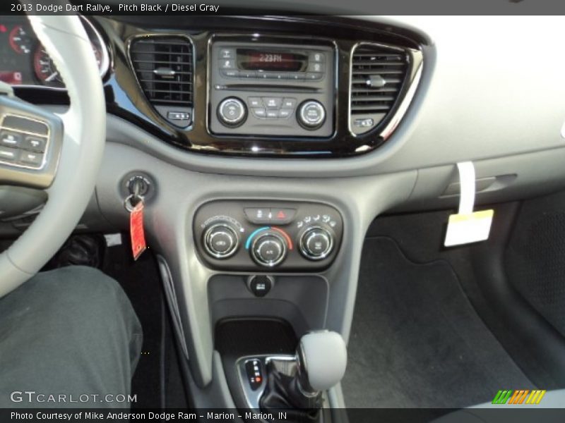Pitch Black / Diesel Gray 2013 Dodge Dart Rallye