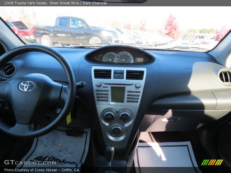 Silver Streak Mica / Dark Charcoal 2008 Toyota Yaris Sedan