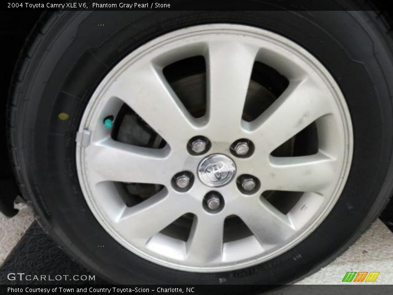 Phantom Gray Pearl / Stone 2004 Toyota Camry XLE V6