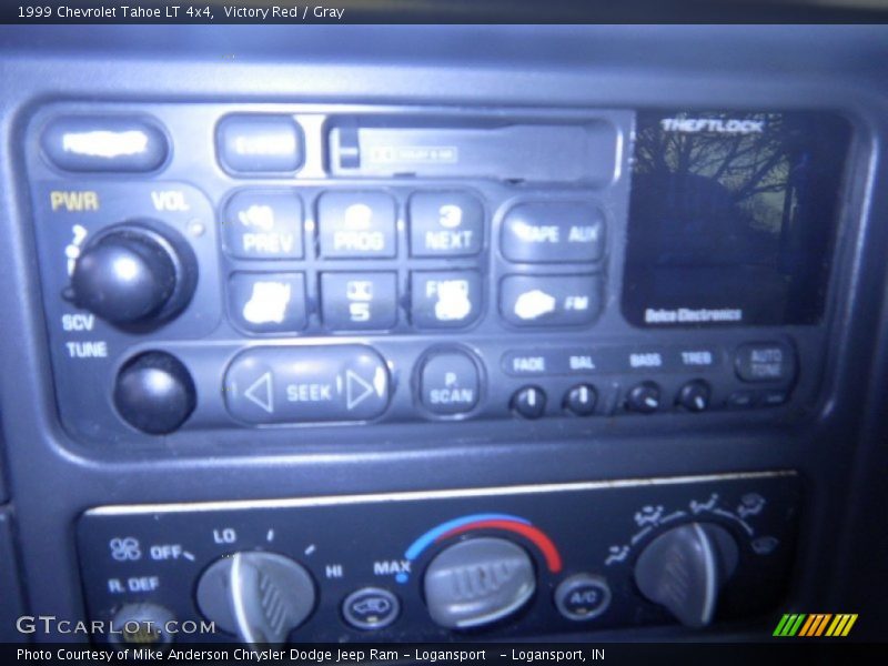 Victory Red / Gray 1999 Chevrolet Tahoe LT 4x4