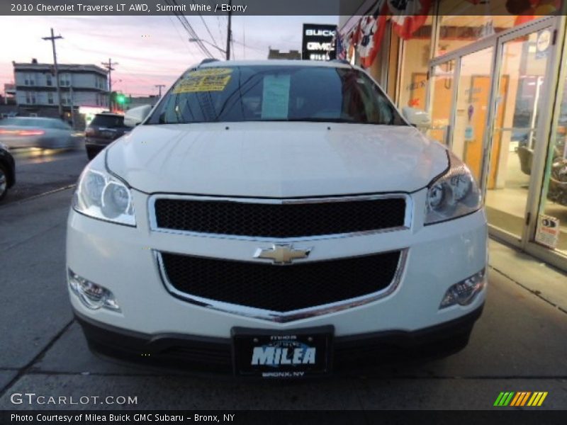 Summit White / Ebony 2010 Chevrolet Traverse LT AWD