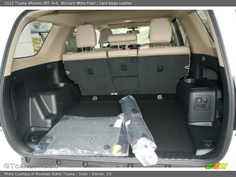 Blizzard White Pearl / Sand Beige Leather 2013 Toyota 4Runner SR5 4x4