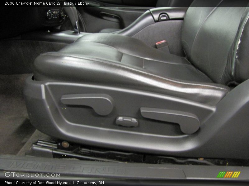 Black / Ebony 2006 Chevrolet Monte Carlo SS