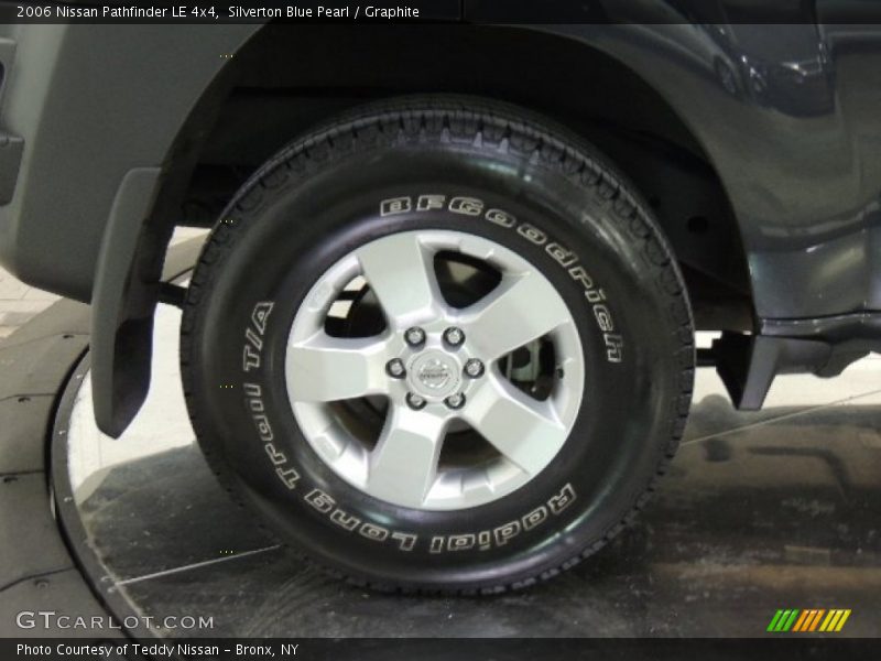 Silverton Blue Pearl / Graphite 2006 Nissan Pathfinder LE 4x4