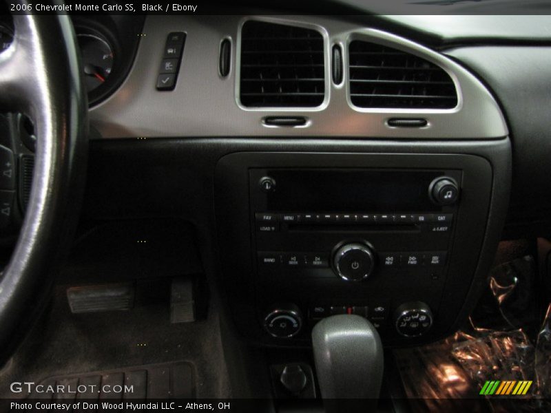 Black / Ebony 2006 Chevrolet Monte Carlo SS