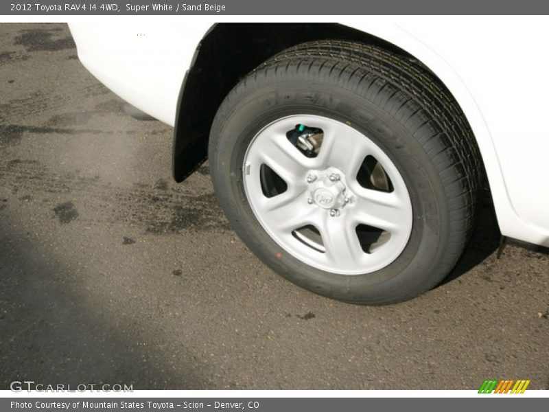 Super White / Sand Beige 2012 Toyota RAV4 I4 4WD
