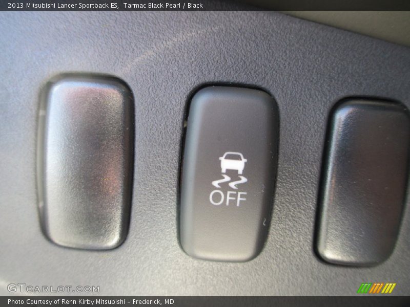 Tarmac Black Pearl / Black 2013 Mitsubishi Lancer Sportback ES