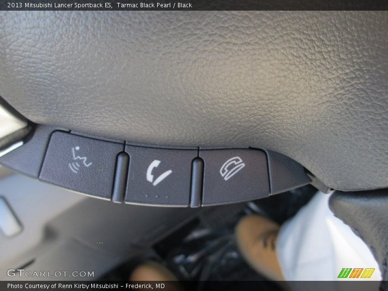 Controls of 2013 Lancer Sportback ES