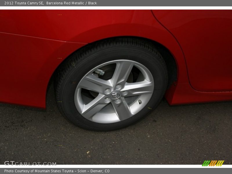 Barcelona Red Metallic / Black 2012 Toyota Camry SE