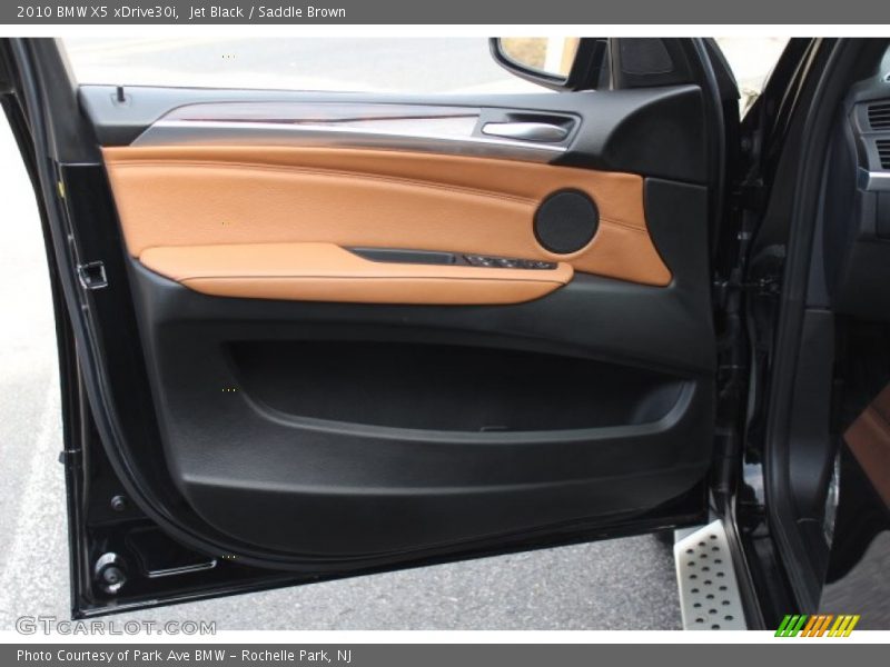 Jet Black / Saddle Brown 2010 BMW X5 xDrive30i