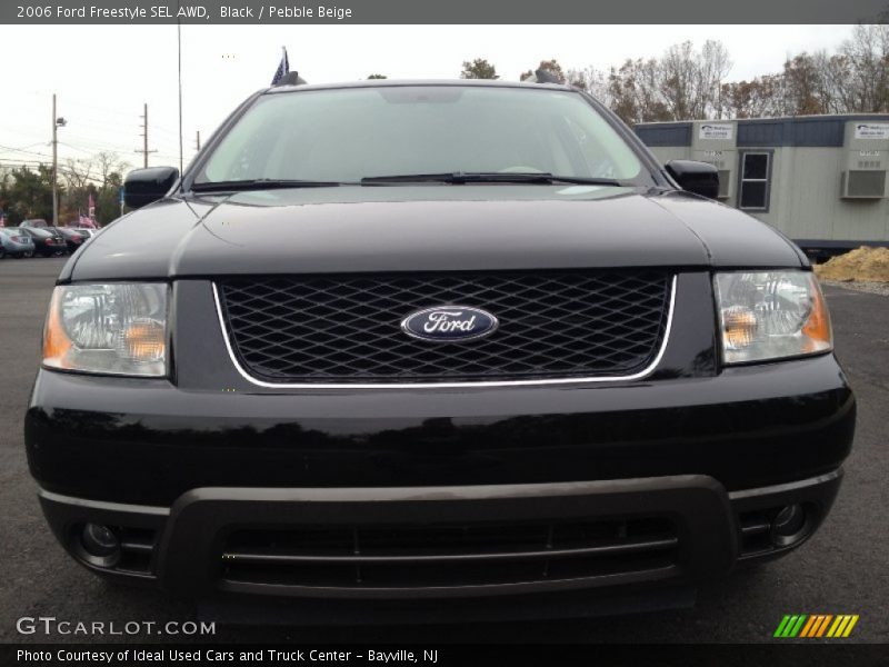 Black / Pebble Beige 2006 Ford Freestyle SEL AWD
