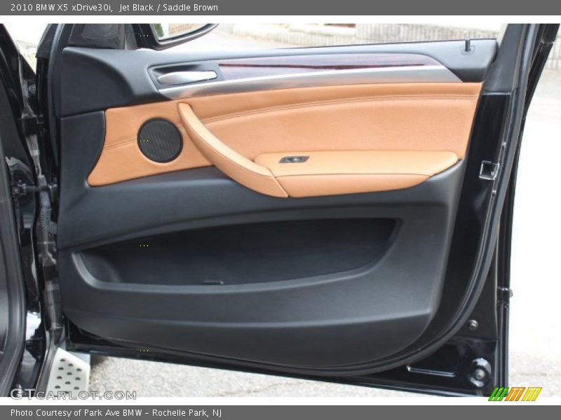 Jet Black / Saddle Brown 2010 BMW X5 xDrive30i