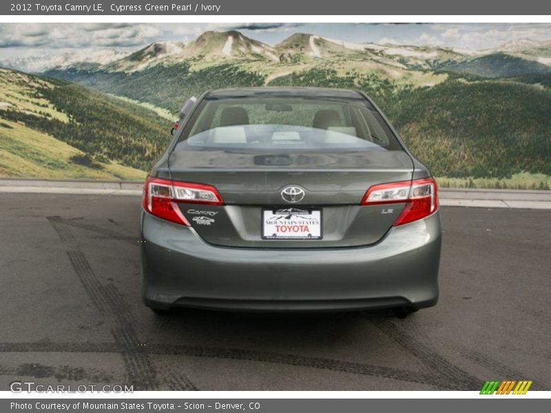 Cypress Green Pearl / Ivory 2012 Toyota Camry LE