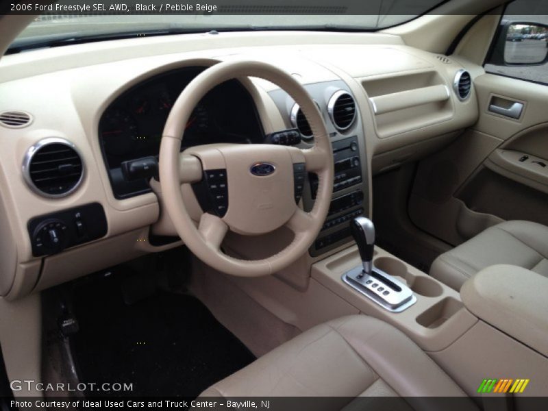 Black / Pebble Beige 2006 Ford Freestyle SEL AWD