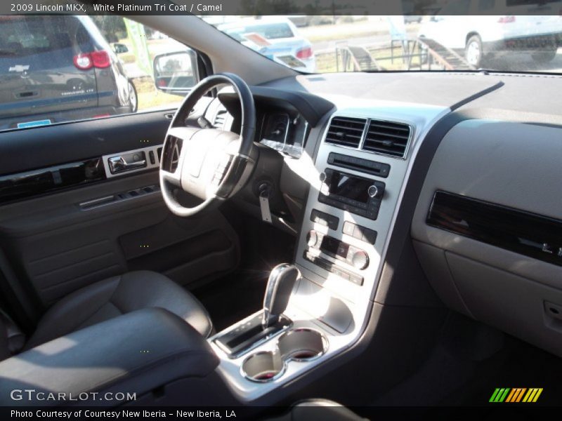White Platinum Tri Coat / Camel 2009 Lincoln MKX