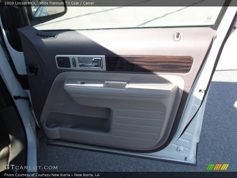 White Platinum Tri Coat / Camel 2009 Lincoln MKX