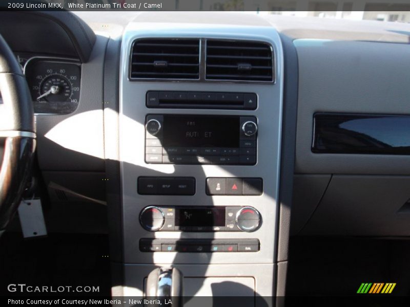 White Platinum Tri Coat / Camel 2009 Lincoln MKX