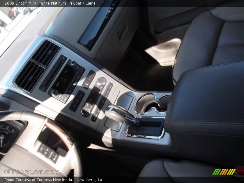 White Platinum Tri Coat / Camel 2009 Lincoln MKX