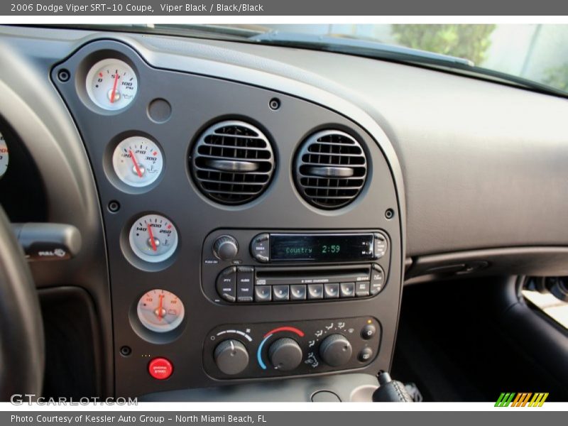 Controls of 2006 Viper SRT-10 Coupe